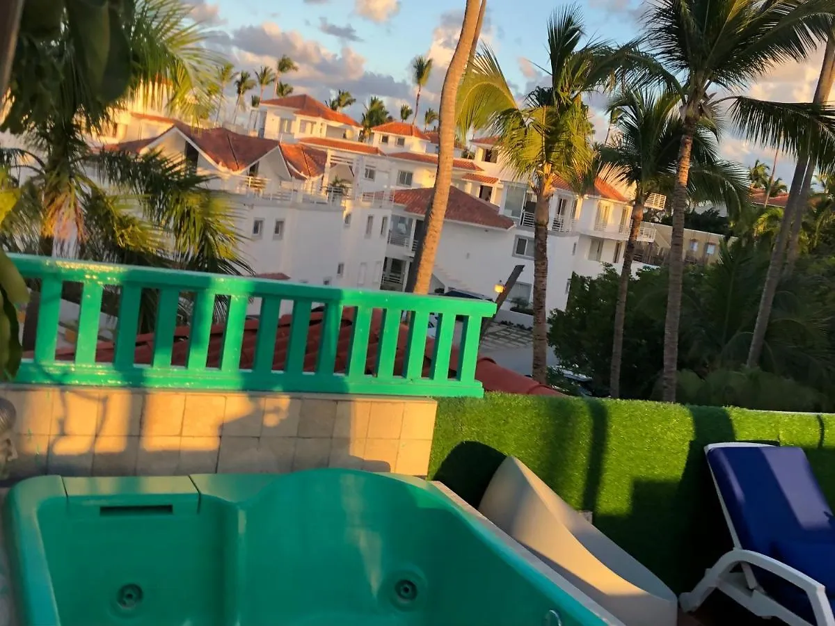 V&V Beach House Punta Cana